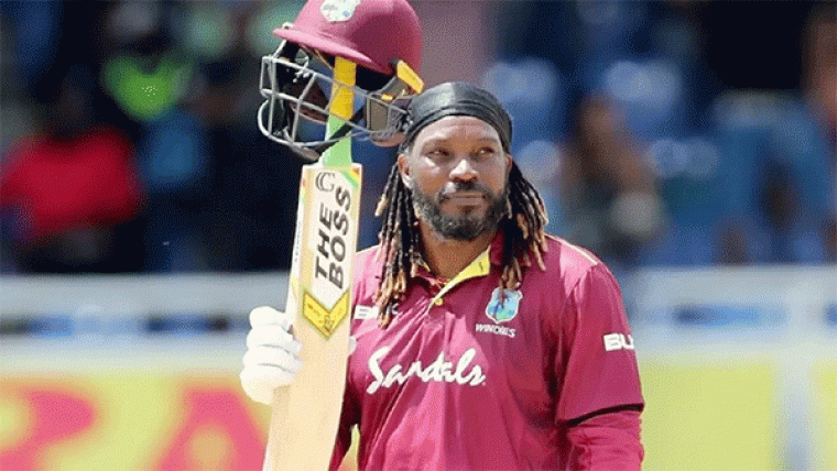 धूमधाम से शुरू हुई श्रीनगर टी20 लीग में मचा बवाल, बीच टूर्नामेंट आयोजक फरार — होटल में फंसे विदेशी खिलाड़ी