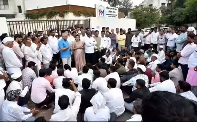 त्र्यंबकेश्वर-घोटी मार्ग के लिए भूमि अधिग्रहण का किसानों ने किया विरोध, नासिक में बढ़ा आंदोलन