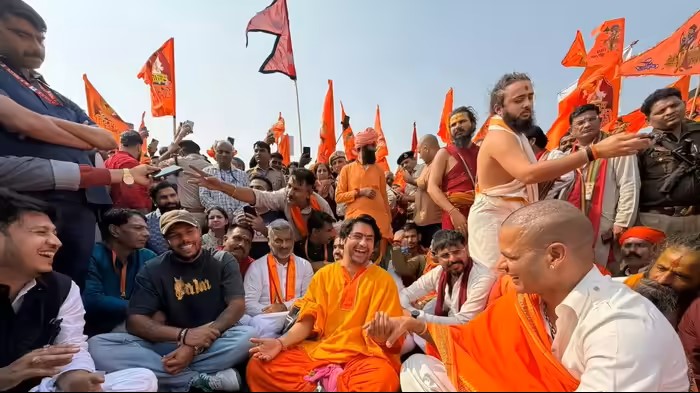 धीरेंद्र शास्त्री की ‘सनातन हिंदू एकता पदयात्रा’ में उमड़ा जनसैलाब, उमेश यादव समेत कई सेलिब्रिटी हुए शामिल