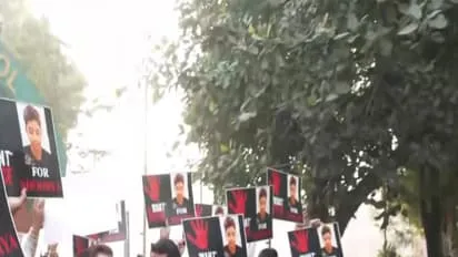 “मम्मी, मैंने आपका दिल तोड़ा…”—राजेंद्र प्लेस मेट्रो स्टेशन से छात्र की छलांग के बाद दिल्ली में उग्र विरोध