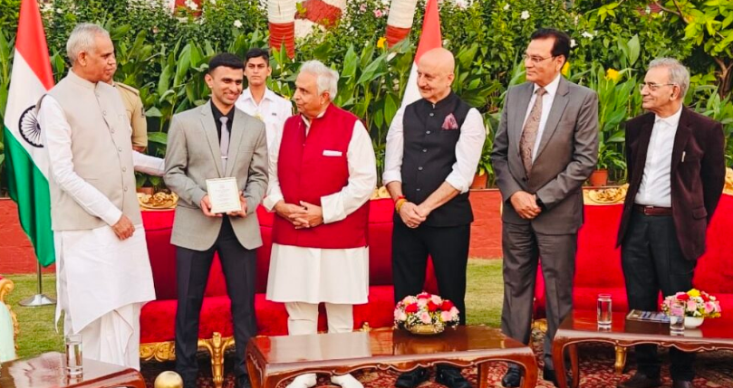 कैप्टन पार्थ जगताप को महाराष्ट्र सरकार का विशेष सम्मान, देश-राज्य का गौरव बढ़ाने पर सम्मानित