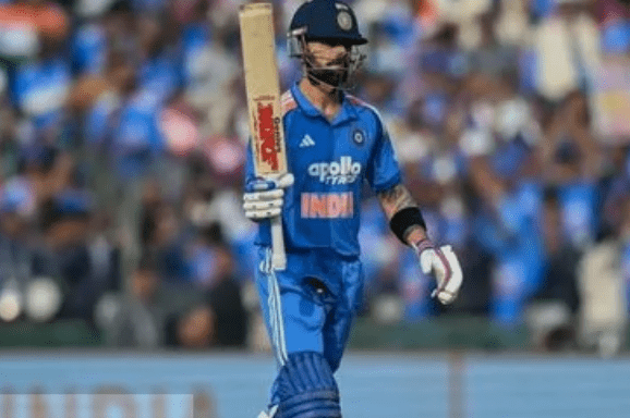 विराट कोहली ने रायपुर में लगातार दूसरा शतक ठोककर इंटरनेशनल क्रिकेट में बनाया नया रिकॉर्ड