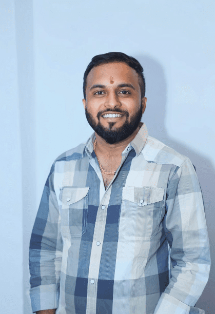 फार्मासिस्ट से चाय ब्रांड तक का सफर