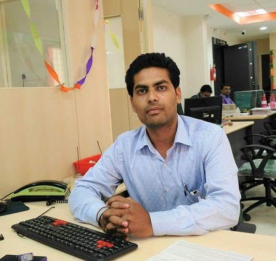 किशोर विनायक इंगले: Kanthak Enterprises के माध्यम से सौर ऊर्जा समाधान और सामाजिक परिवर्तन की प्रेरक यात्रा