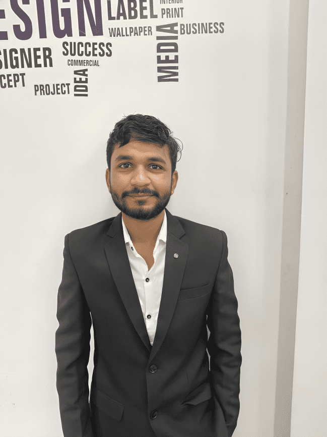 नौकरी से उद्योजकता तक: समाधान सुनील कापडनिस ने The Rocks Animation से रचा सफलता का नया अध्याय