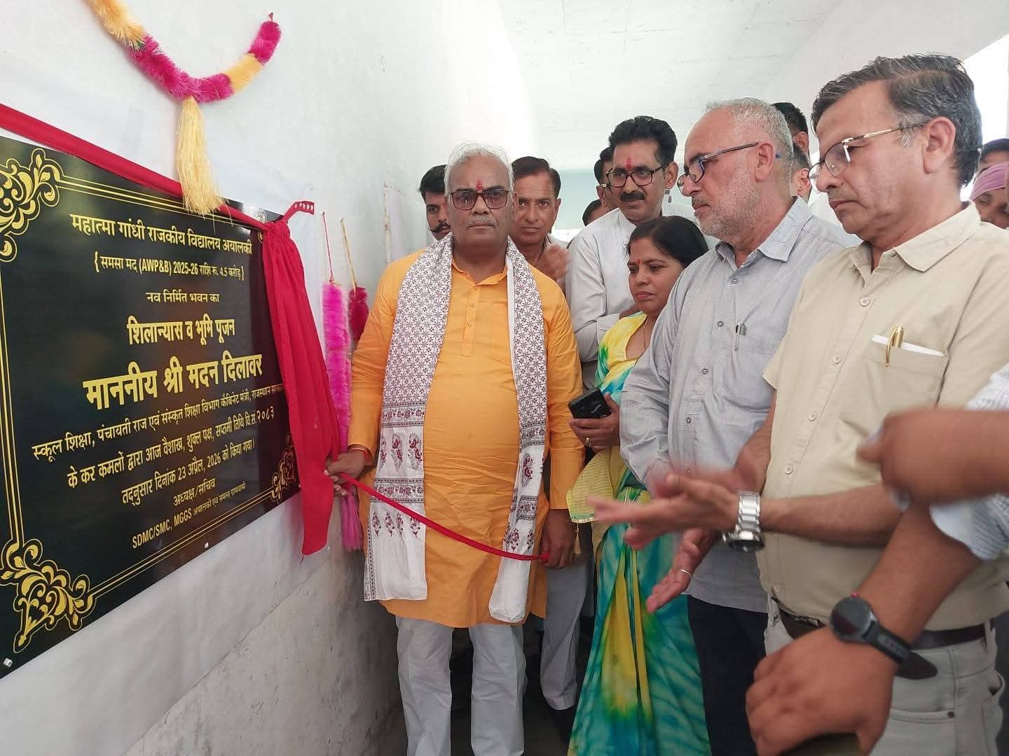 हनुमानगढ़ दौरे पर Madan Dilawar ने किया स्कूलों का निरीक्षण, सरकारी स्कूलों के बेहतर परिणामों की सराहना