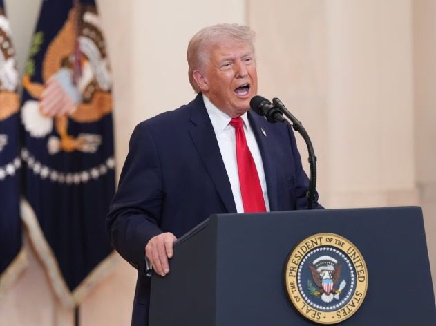 डोनाल्ड ट्रंप की ईरान को खुली चेतावनी: “2-3 हफ्तों में नहीं माना तो स्टोन एज में भेज देंगे”