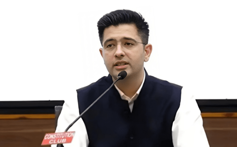 AAP में बड़ा सियासी भूचाल: राघव चड्ढा का इस्तीफा, BJP में विलय का ऐलान