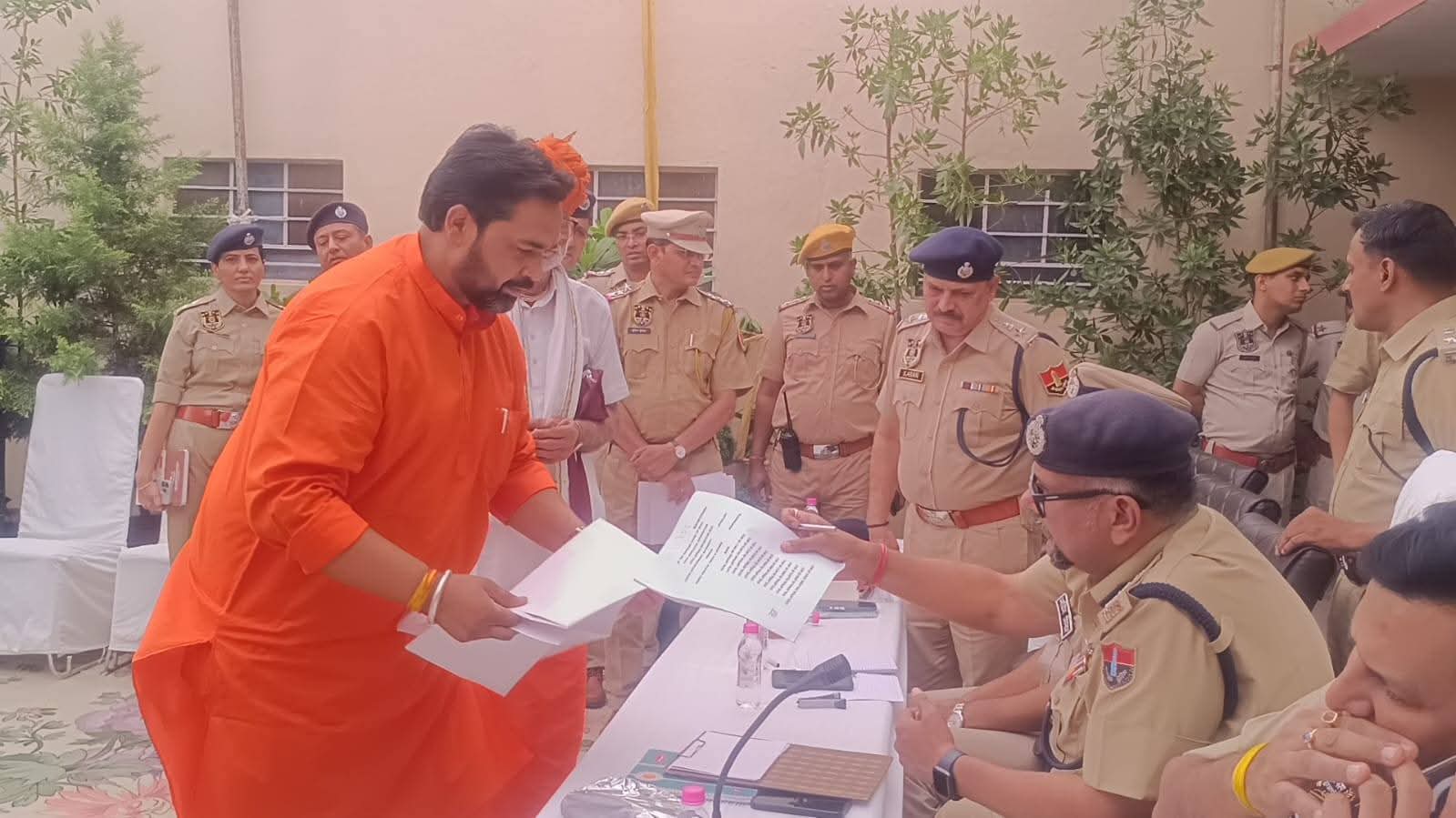 आमेर: जनसुनवाई में उठे क्षेत्रीय मुद्दे, ओम प्रकाश सैनी ने नए थाना-चौकी शुरू करने की मांग उठाई