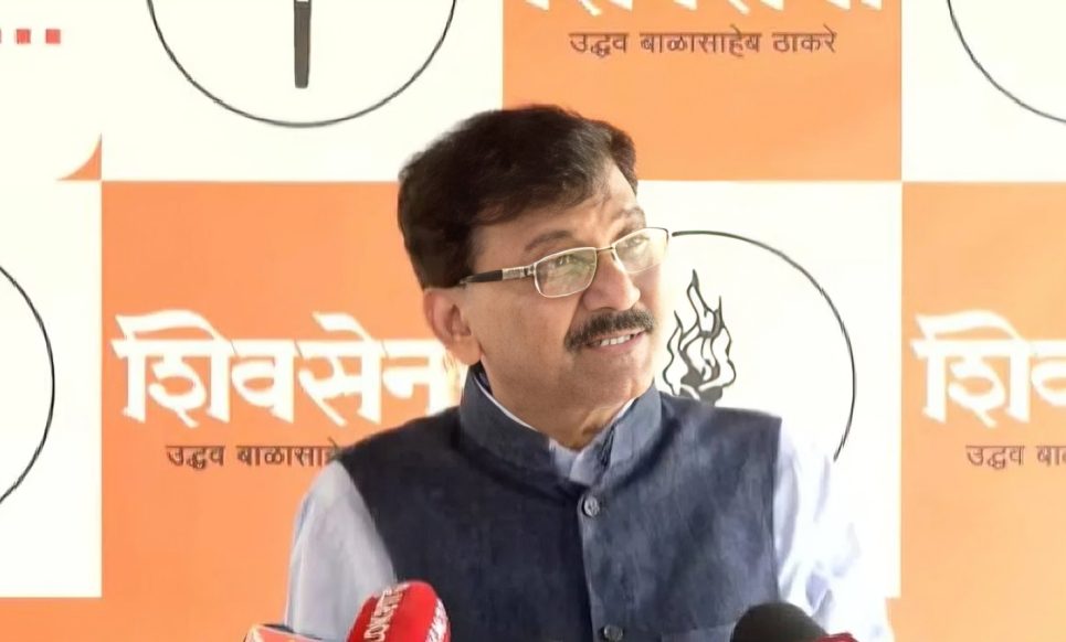 Sanjay Raut Claim: ‘सहा खासदारांशी मध्यरात्री झाली कोट्यवधींची मांडवली’, संजय राऊतांचा शिंदे गटावर गंभीर आरोप