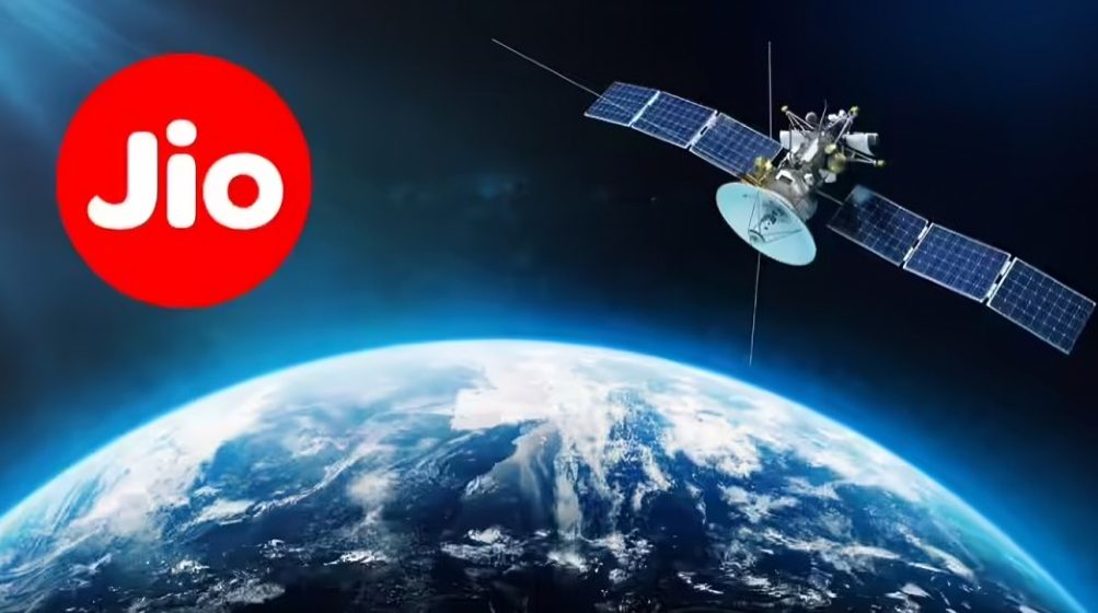 Starlink को टक्कर देने की तैयारी में Reliance Jio, अंतरिक्ष में भेजेगी 1650 सैटेलाइट; भारत की सबसे बड़ी स्पेस प्लानिंग शुरू