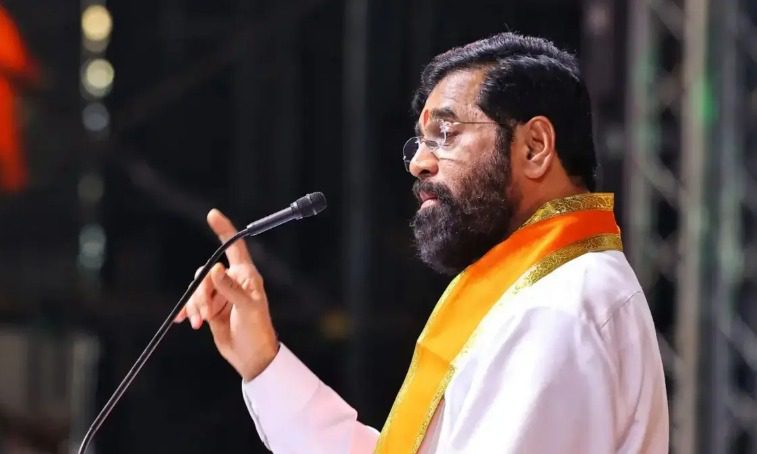 ‘कुत्ते झुंड में भौंकते हैं, टाइगर अकेले शिकार करता है’… एकनाथ शिंदे का उद्धव ठाकरे पर तीखा तंज, बोले- ‘पिक्चर अभी बाकी है’