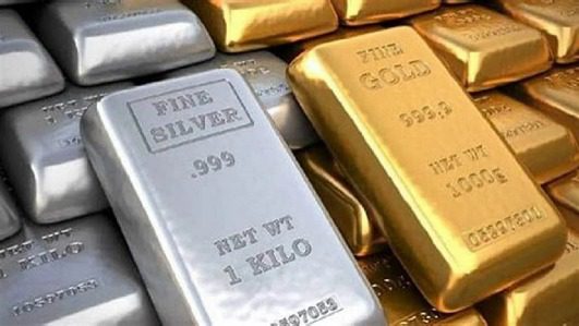 अमेरिका-ईरान वार्ता के बीच सोने-चांदी में जबरदस्त उछाल, MCX पर सोना ₹1,400 और चांदी ₹4,500 महंगी