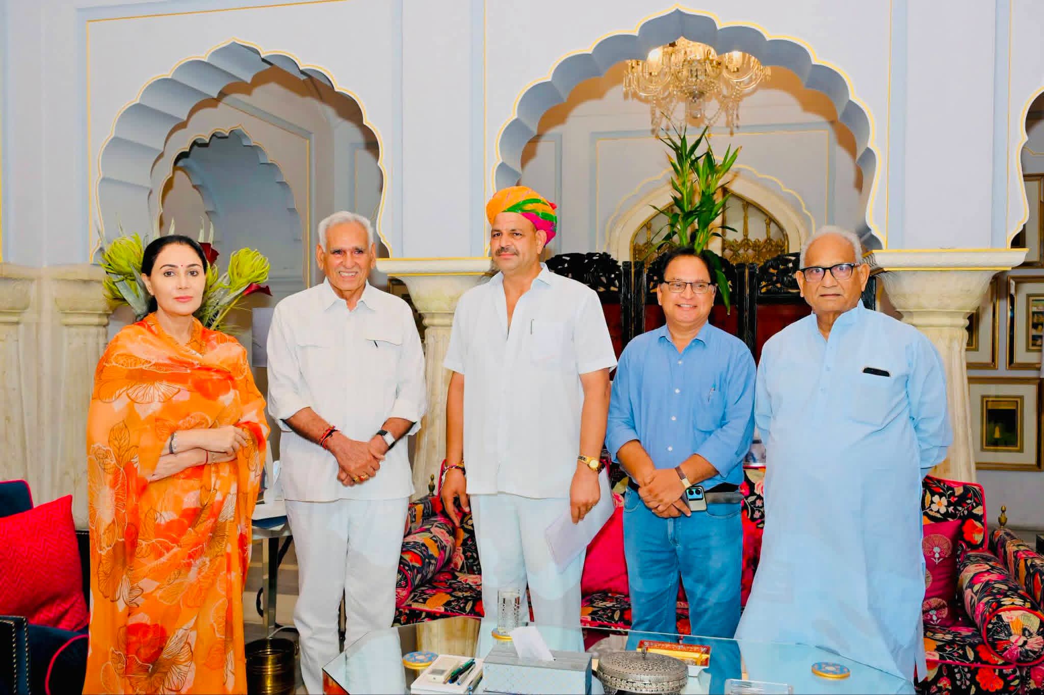 उपमुख्यमंत्री दिया कुमारी से भाजपा के वरिष्ठ नेताओं की शिष्टाचार भेंट, विकास और जनकल्याण पर हुई चर्चा