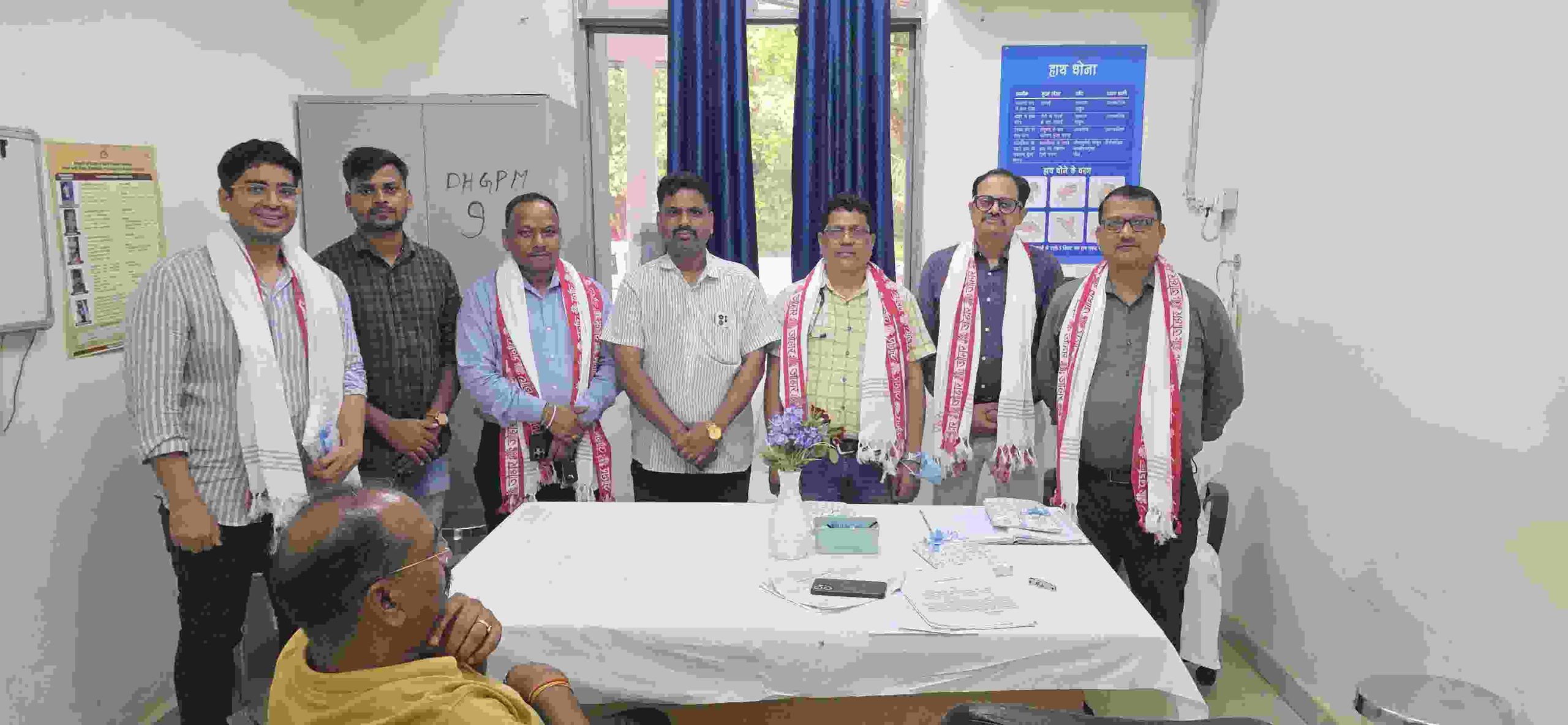 सोनांचल एकेडमी ने जिले के विशेषज्ञ चिकित्सकों का किया सम्मान, चिकित्सा सेवा में योगदान को किया नमन