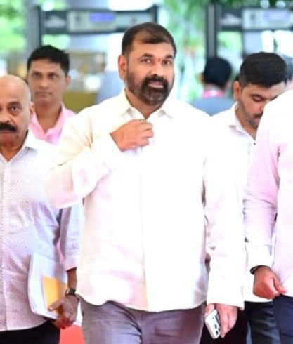 शिंदे गुट में शामिल होते ही सचिन अहिर को बड़ी जिम्मेदारी, महाराष्ट्र विधान परिषद के उपसभापति निर्विरोध चुने गए