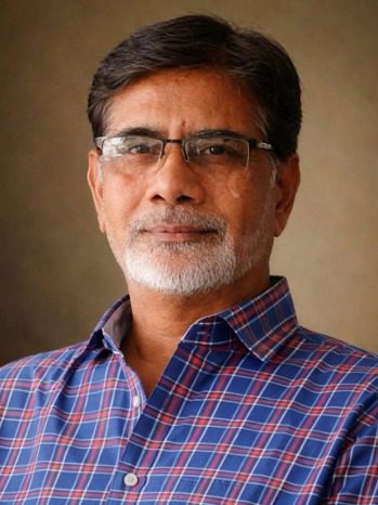 चार दशकों से समकालीन और डिजिटल कला को नई पहचान दे रहे हैं प्रकाश देशमुख, भारतीय कला जगत के प्रेरणास्रोत