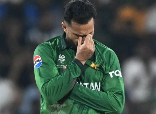 पाकिस्तानी क्रिकेटर Mohammad Nawaz डोपिंग के दोषी, ICC ने T20 World Cup 2026 के दौरान लिया एक्शन, 3 महीने का लगाया बैन