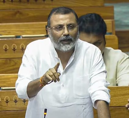 NEET-UG चर्चा के दौरान संसद में हंगामा, पंडित नेहरू पर निशिकांत दुबे की टिप्पणी से बढ़ा राजनीतिक विवाद