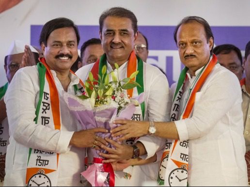 “तटकरे, पटेल को राष्ट्रवादी पर कब्जा करना है?” रुपाली ठोंबरे पाटील का बड़ा हमला, प्रदेशाध्यक्ष के इस्तीफे की मांग